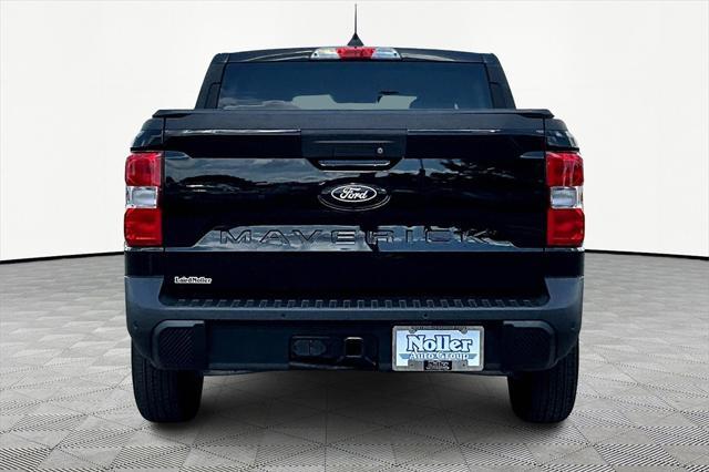 Photo of 2025 Shadow Black Ford Maverick