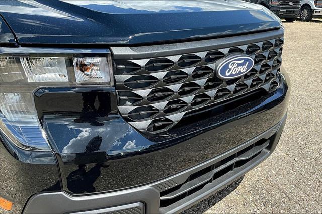 Photo of 2025 Shadow Black Ford Maverick
