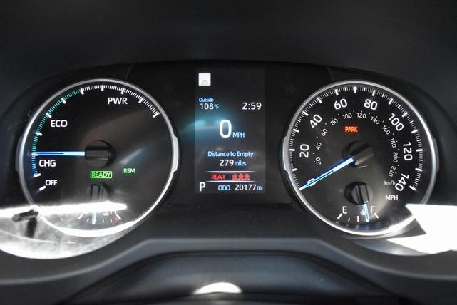 Photo of 2021 Gray Toyota RAV4 Hybrid