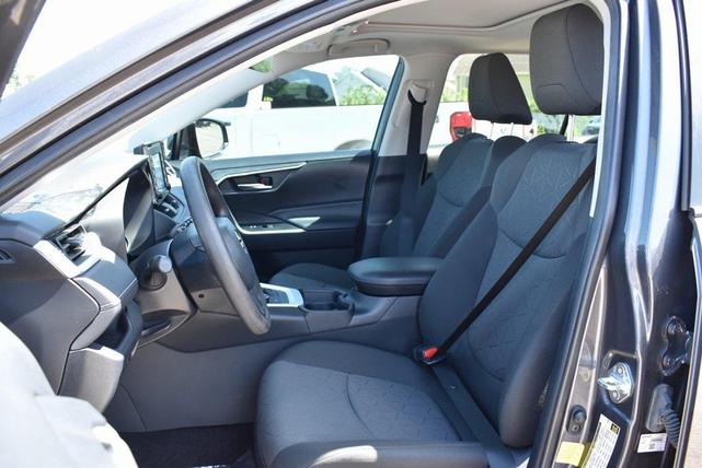 Photo of 2021 Gray Toyota RAV4 Hybrid