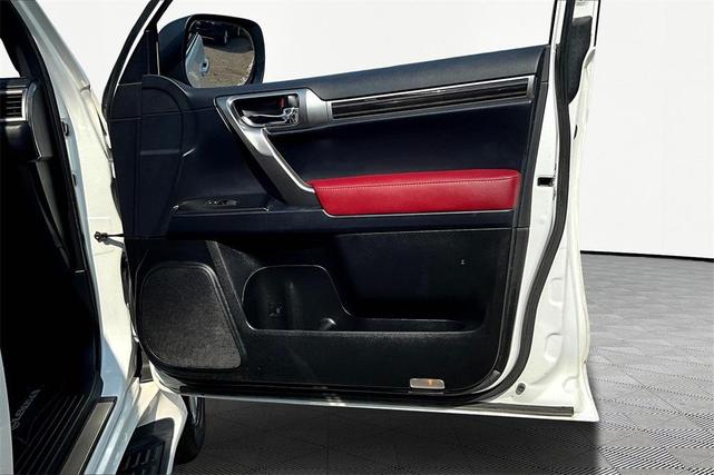 Photo of 2022 Starfire Pearl Lexus GX 460