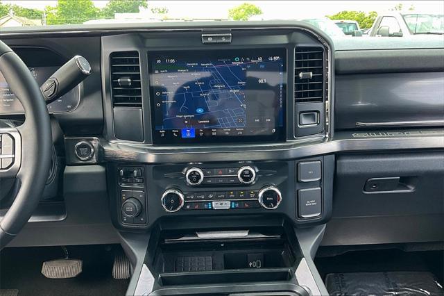 Photo of 2025 Agate Black Metallic Ford F-250