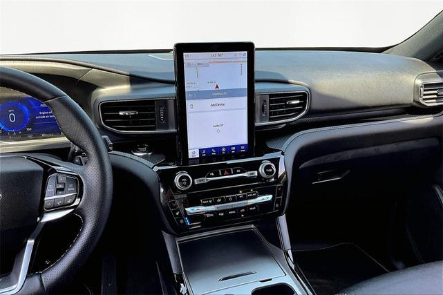 Photo of 2022 Atlas Blue Metallic Ford Explorer