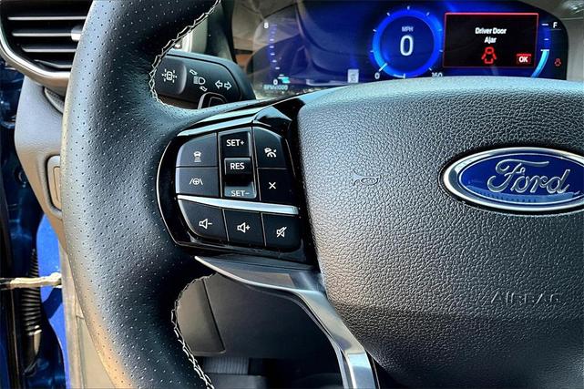 Photo of 2022 Atlas Blue Metallic Ford Explorer