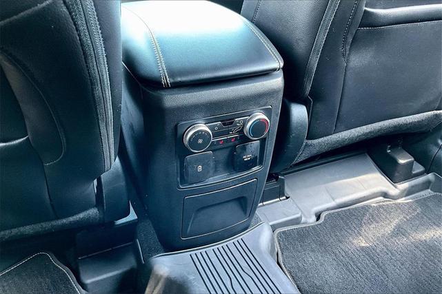 Photo of 2022 Atlas Blue Metallic Ford Explorer