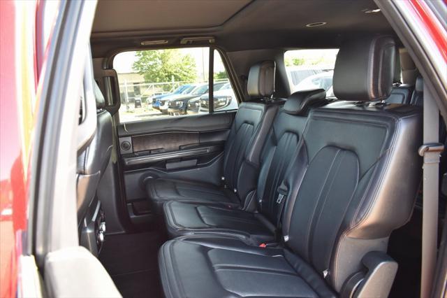 Photo of 2021 Rapid Red Metallic Tinted Clearcoat Ford Expedition Max