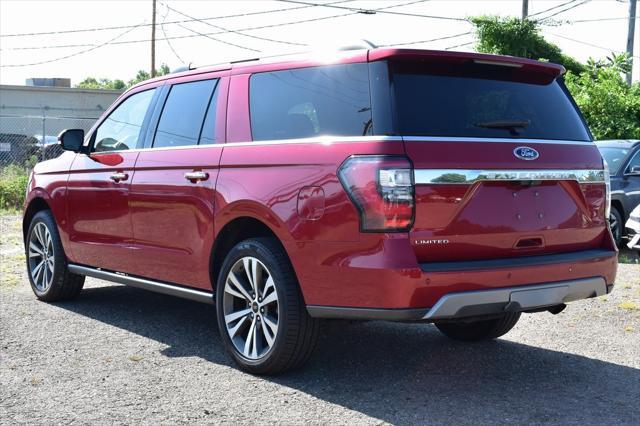 Photo of 2021 Rapid Red Metallic Tinted Clearcoat Ford Expedition Max