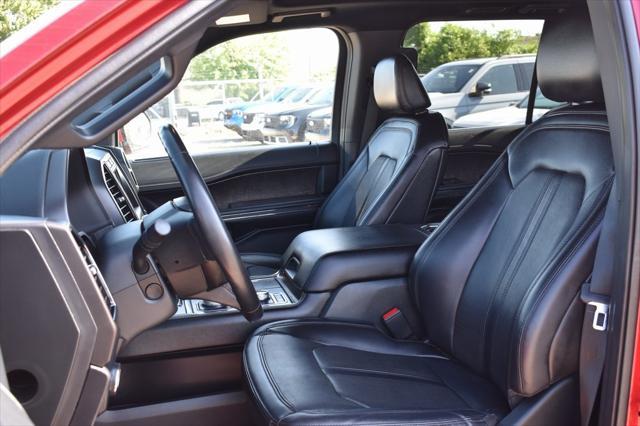 Photo of 2021 Rapid Red Metallic Tinted Clearcoat Ford Expedition Max
