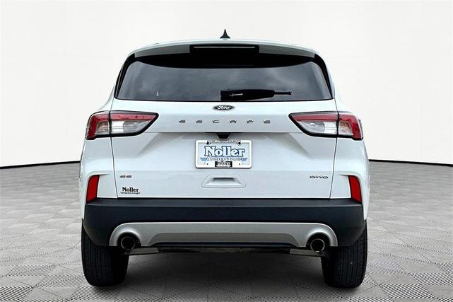 Photo of 2022 Oxford White Ford Escape