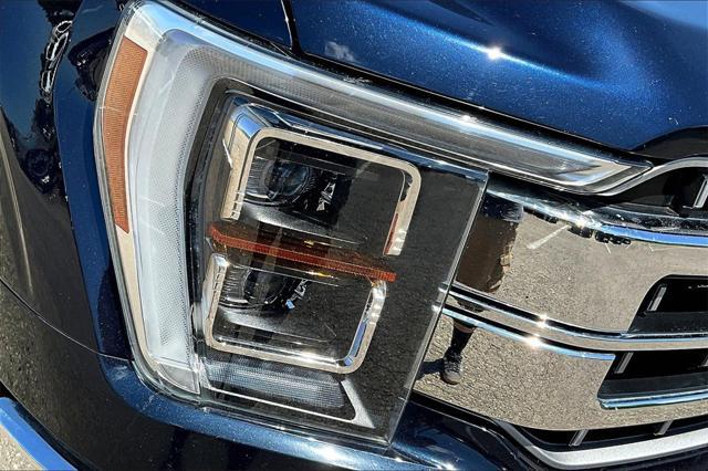 Photo of 2022 Antimatter Blue Metallic Ford F-150