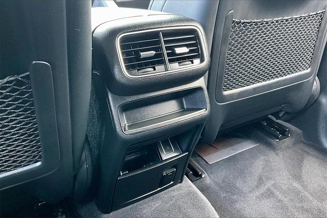 Photo of 2022 Black Mercedes-Benz GLE 350
