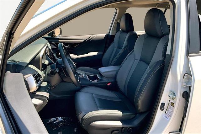 Photo of 2024 Crystal White Pearl Subaru Outback