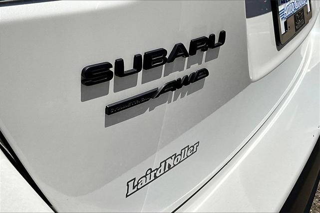 Photo of 2024 Crystal White Pearl Subaru Outback