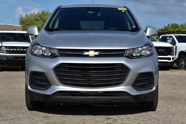 Photo of 2020 Silver Ice Metallic Chevrolet Trax