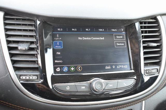 Photo of 2020 Silver Ice Metallic Chevrolet Trax