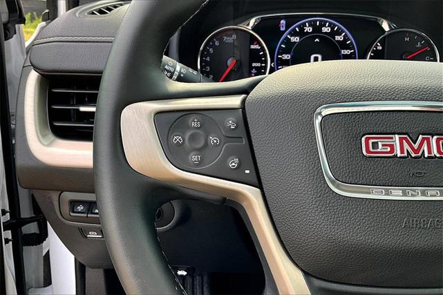 Photo of 2024 Summit White GMC Terrain