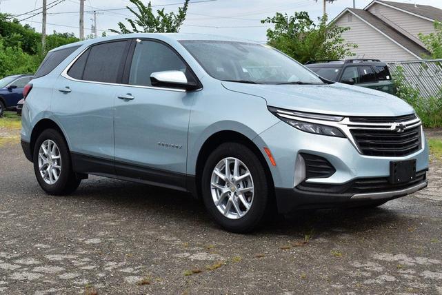 Photo of 2022 Seaglass Blue Metallic Chevrolet Equinox