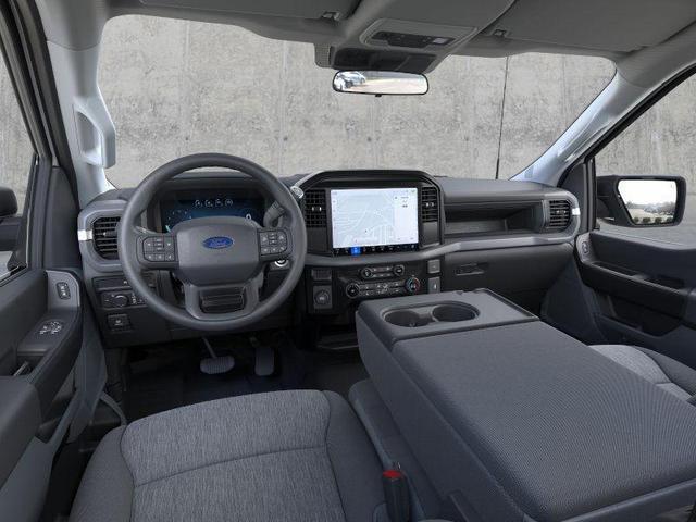 Photo of 2025 Oxford White Ford F-150