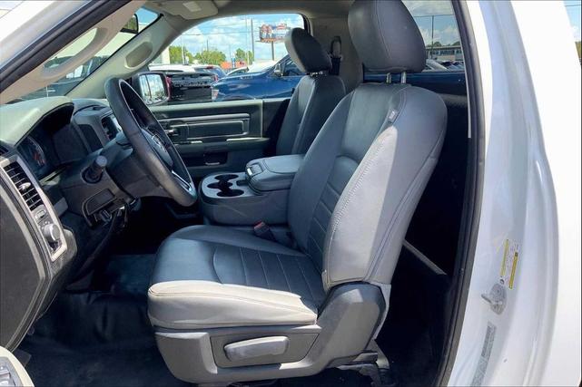 Photo of 2019 Bright White Clearcoat RAM 1500