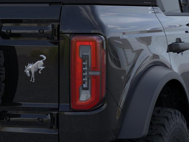 Photo of 2025 Shadow Black Ford Bronco