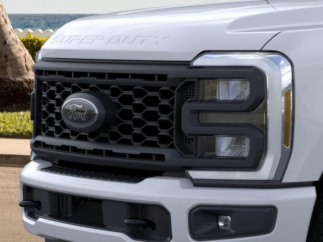 Photo of 2025 White Ford F-350