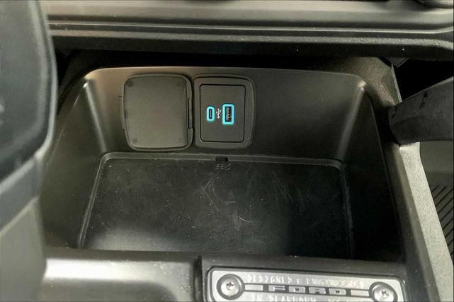 Photo of 2024 Eruption Green Metallic Ford Bronco