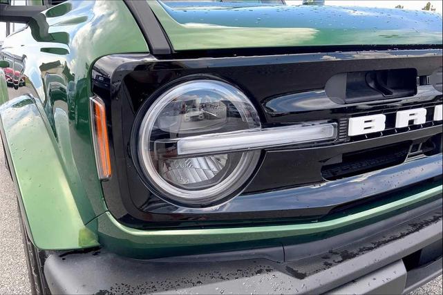 Photo of 2024 Eruption Green Metallic Ford Bronco
