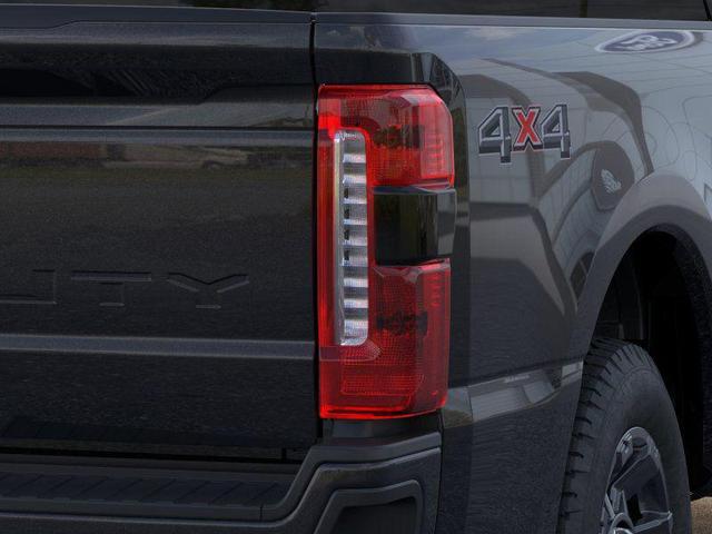 Photo of 2025 Agate Black Metallic Ford F-250