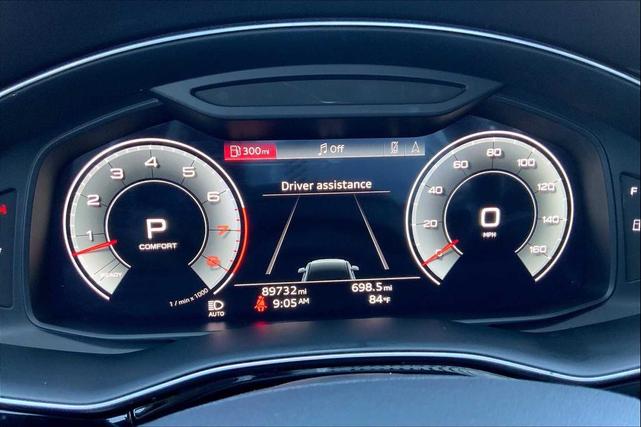 Photo of 2022 Mythos Black Metallic Audi Q7