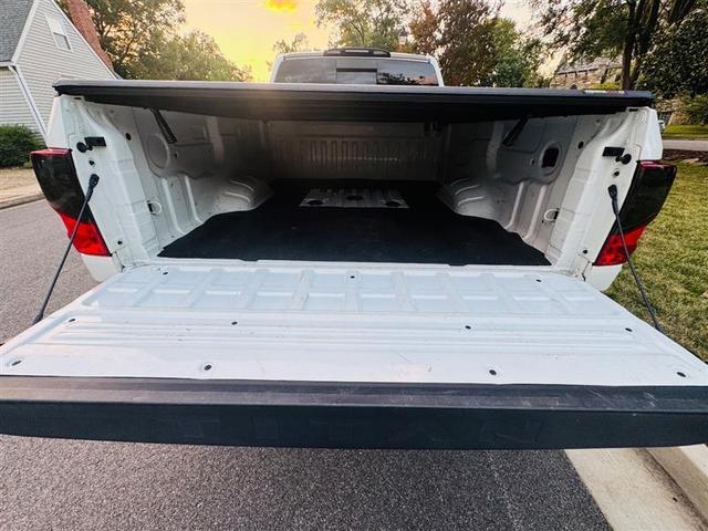 Photo of 2019 White Nissan Titan XD