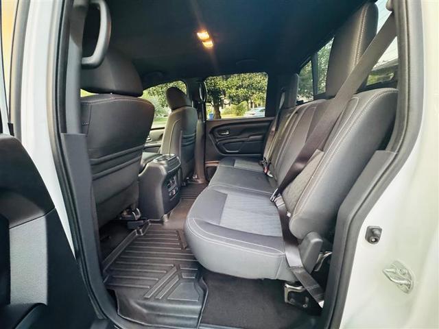 Photo of 2019 White Nissan Titan XD
