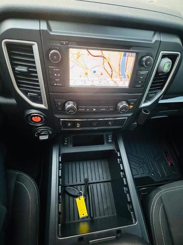 Photo of 2019 White Nissan Titan XD