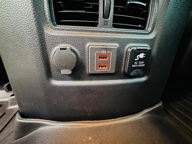 Photo of 2019 White Nissan Titan XD