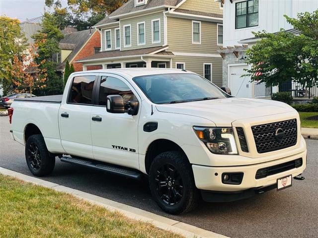 Photo of 2019 White Nissan Titan XD