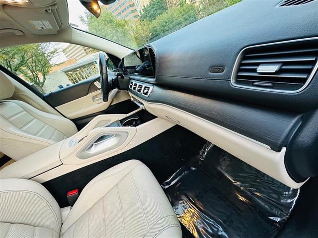 Photo of 2021 Silver Mercedes-Benz GLS 450