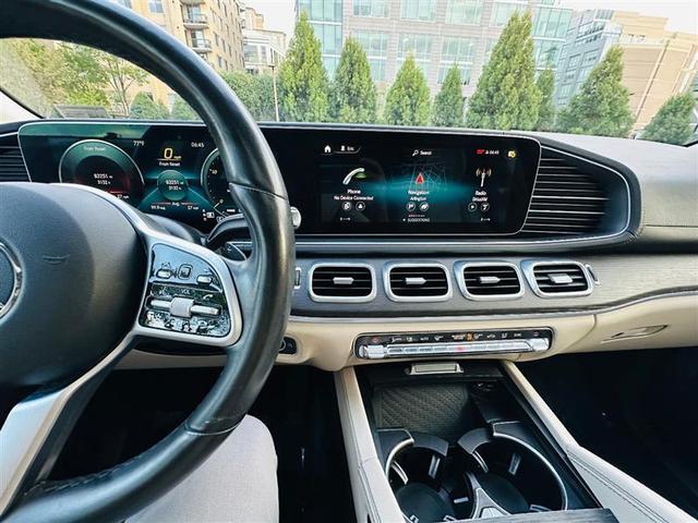Photo of 2021 Silver Mercedes-Benz GLS 450