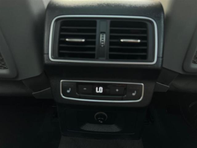 Photo of 2018 Manhattan Gray Metallic Audi Q5