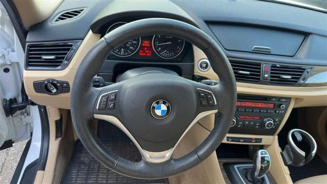 Photo of 2015 White BMW X1