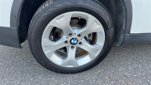 Photo of 2015 White BMW X1