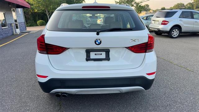 Photo of 2015 White BMW X1