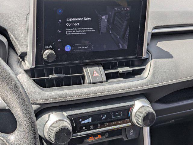 Photo of 2023 Ice Cap Toyota RAV4