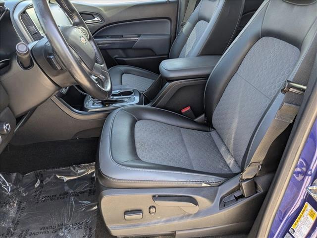 Photo of 2017 Laser Blue Metallic Chevrolet Colorado