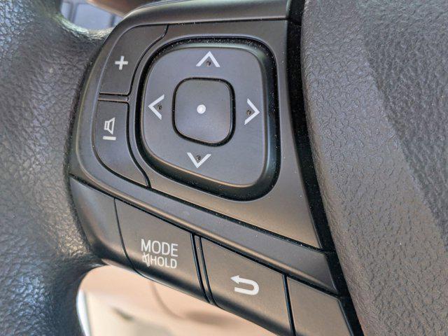 Photo of 2015 Creme Brulee Mica Toyota Camry