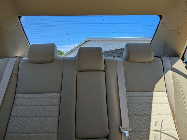 Photo of 2015 Creme Brulee Mica Toyota Camry