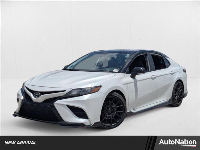 Photo of 2022 White Toyota Camry