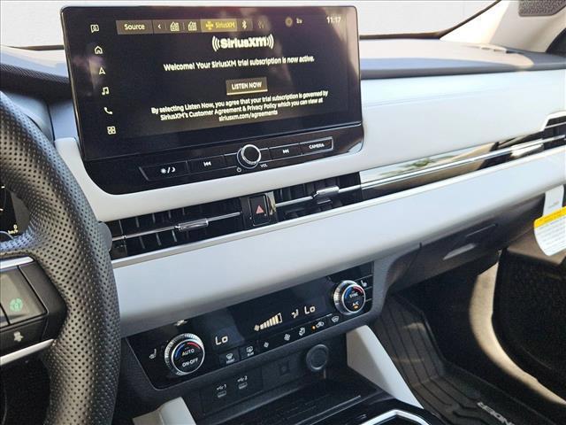 Photo of 2025 Cosmic Blue Metallic Mitsubishi Outlander