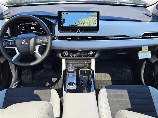 Photo of 2025 Cosmic Blue Metallic Mitsubishi Outlander