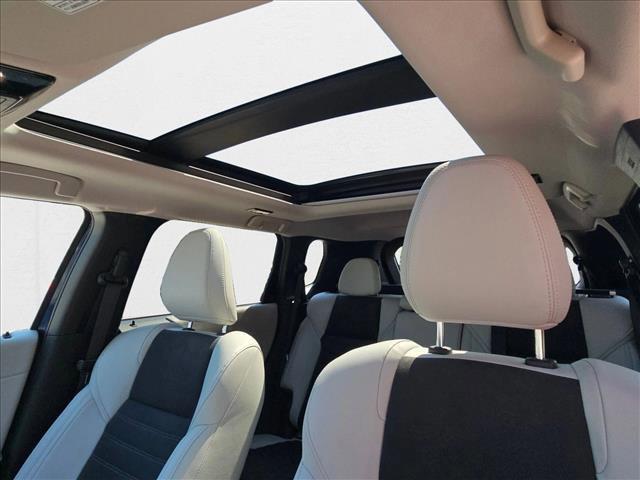 Photo of 2025 Cosmic Blue Metallic Mitsubishi Outlander