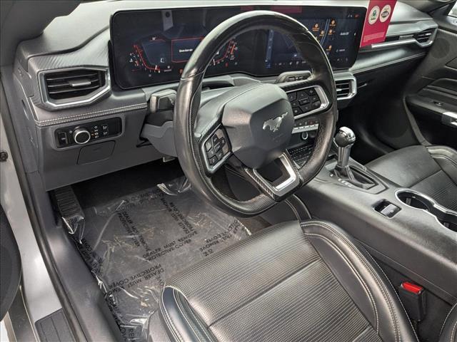 Photo of 2024 Iconic Silver Metallic Ford Mustang