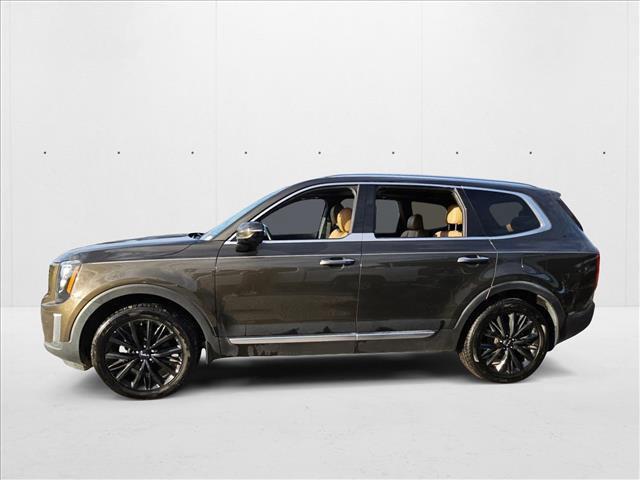 Photo of 2022 Dark Moss Kia Telluride